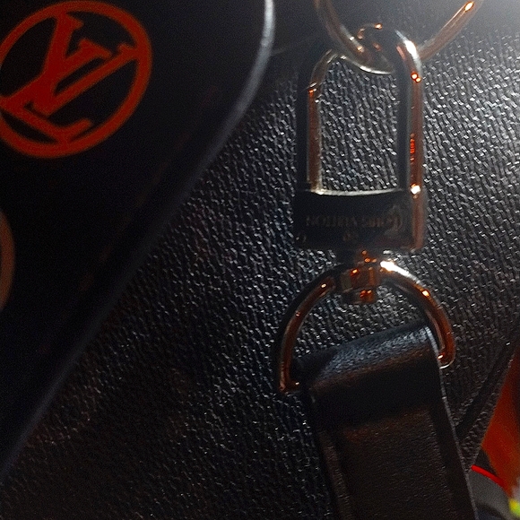 LOUIS VUITTON KEEPALL BANDOULIERRE 55 DUFFEL (BLACK) (MONOGRAM ECLIPSE) - Picture 2 of 4